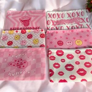 NWOT Set of 6 Pink Patterned Cosmetics Pouches